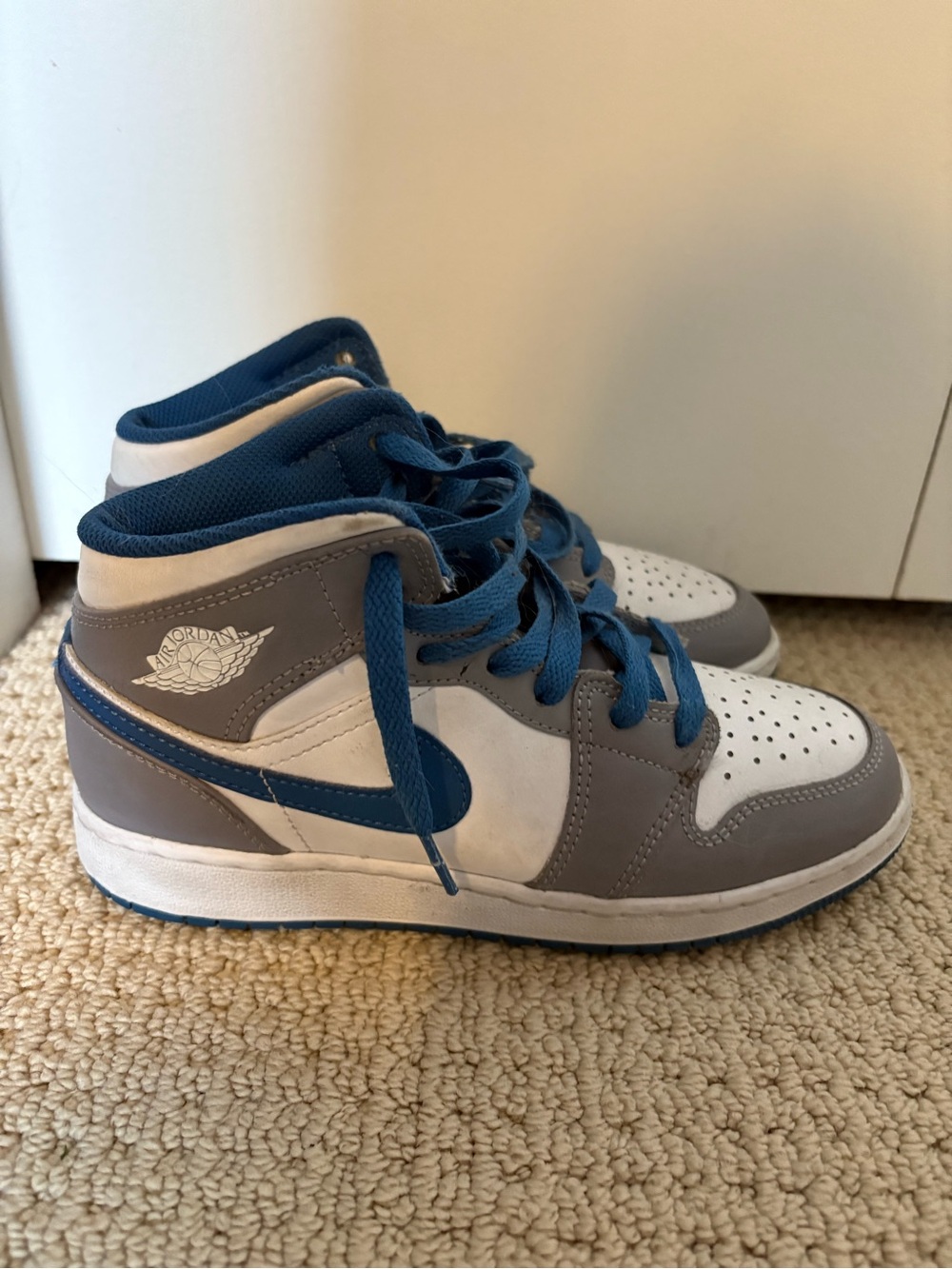 Nike Air Jordan Kids High-Top Sneakers in White, Gray & Blue